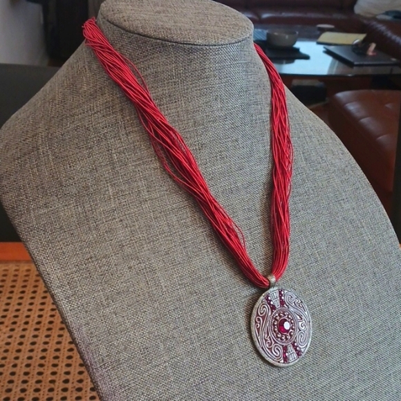 Boho Coral and Red Medallion Necklace - Pre-loved (17"-20") - Picture 4 of 5